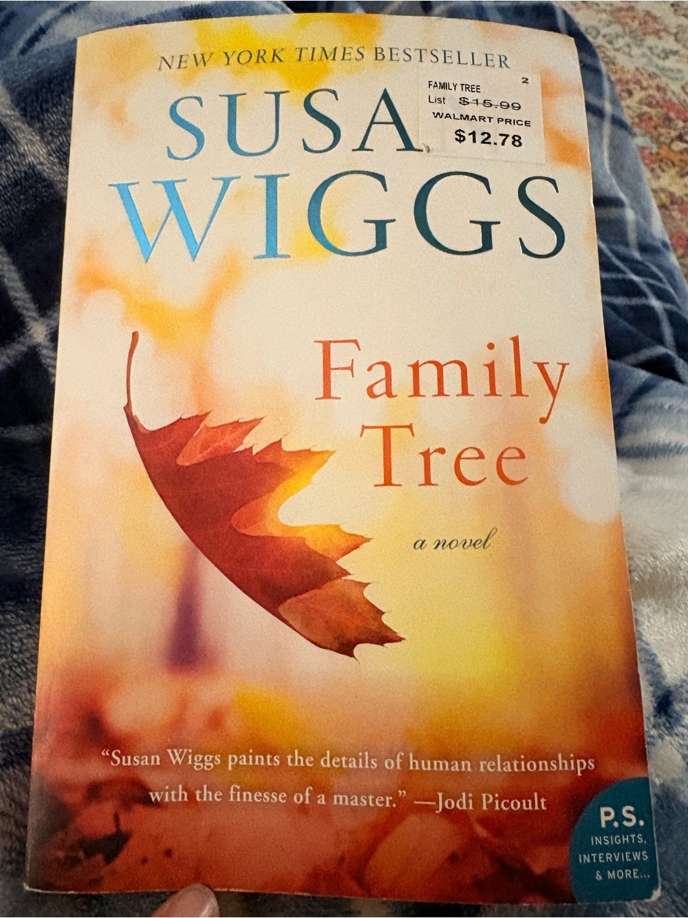 "Family Tree" Paperback Novel - Orange Leaf Cover Susan Wiggs